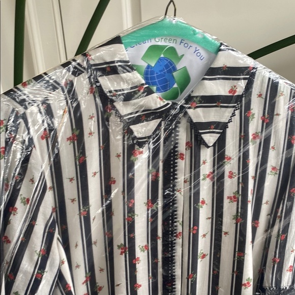 Anthropologie Black and White Buttoned Long Sleeve Dress - Picture 6 of 9